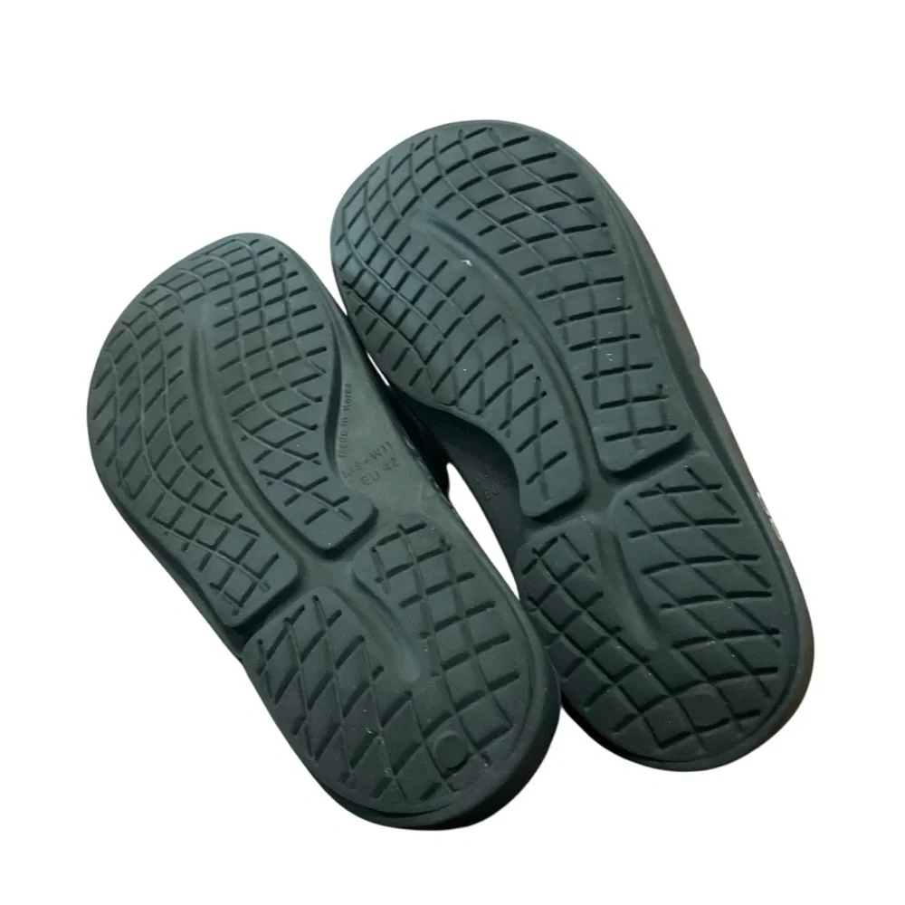Oofos Ooahh Sport Slide Sandals Men's 9 Women's 11 Black Recovery Comfort.